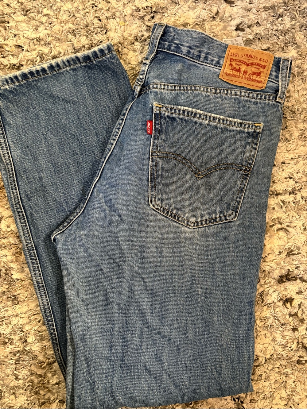 Straight Fit Ripped Blue Jeans - Picture 4 of 4